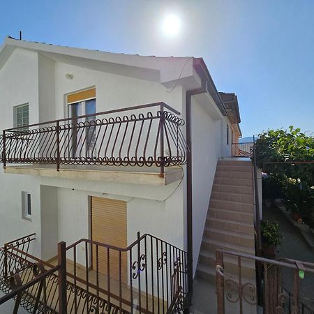 Apartment Slavka โตรกีร์ ภายนอก รูปภาพ