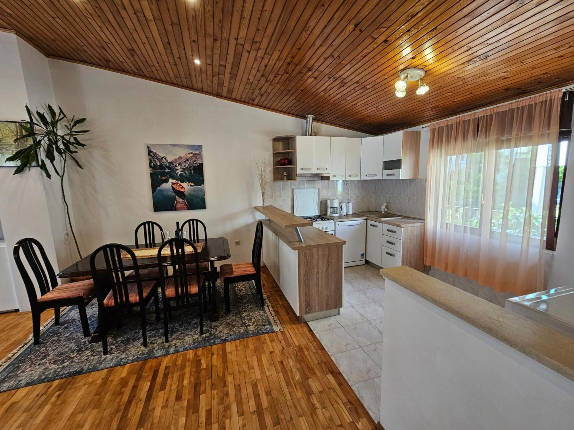 Apartment Slavka โตรกีร์ ภายนอก รูปภาพ