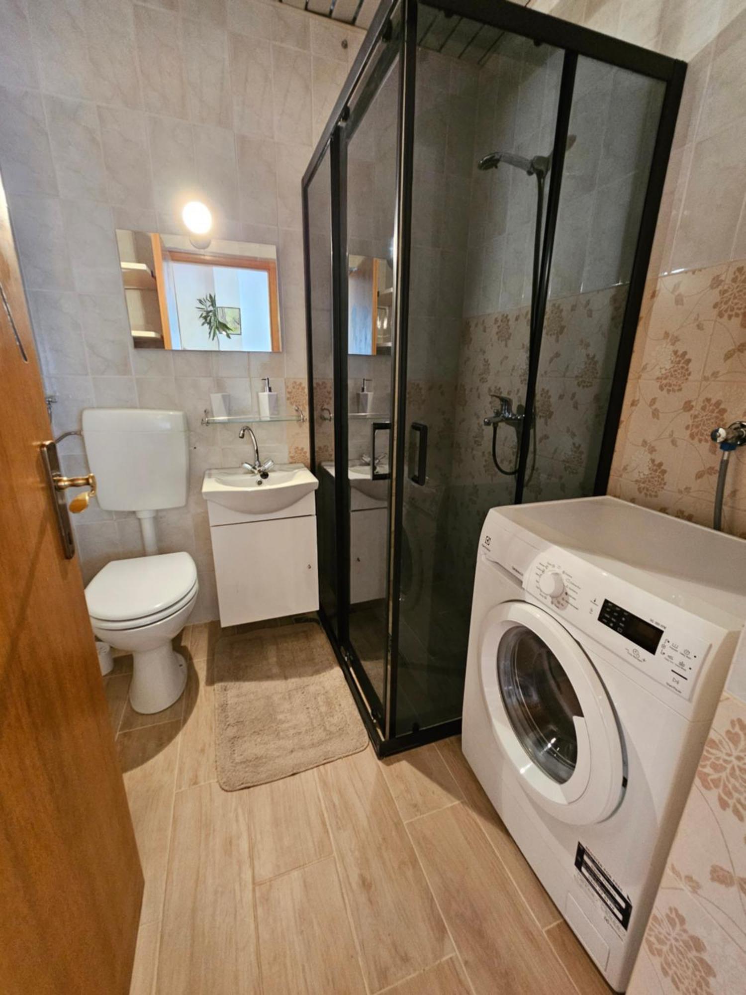 Apartment Slavka โตรกีร์ ภายนอก รูปภาพ
