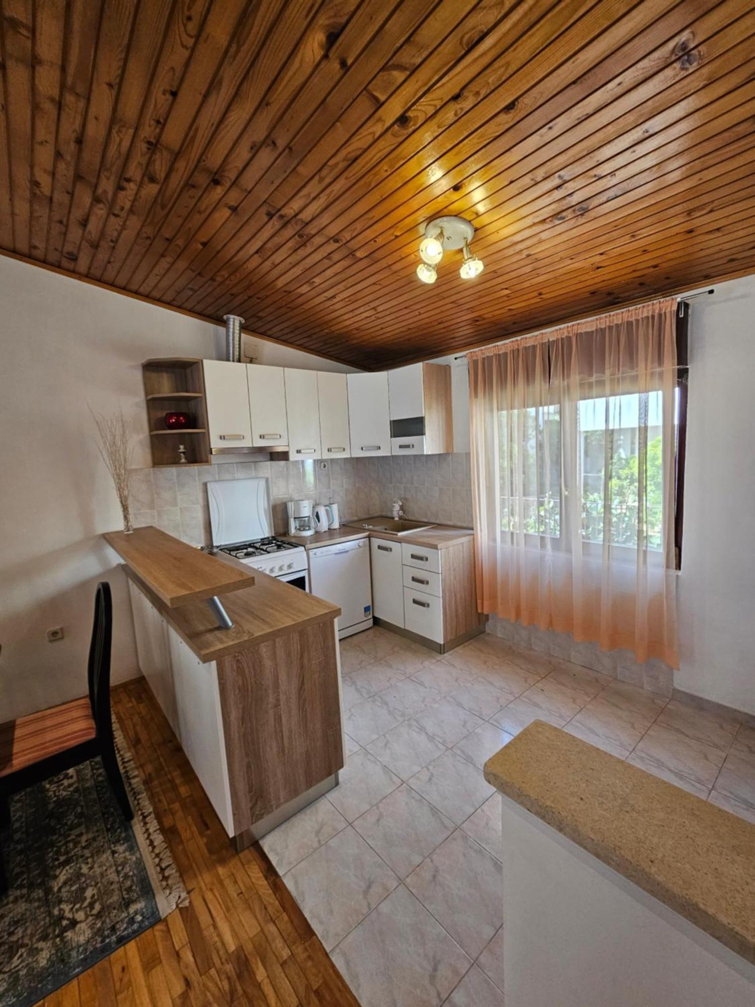 Apartment Slavka โตรกีร์ ภายนอก รูปภาพ